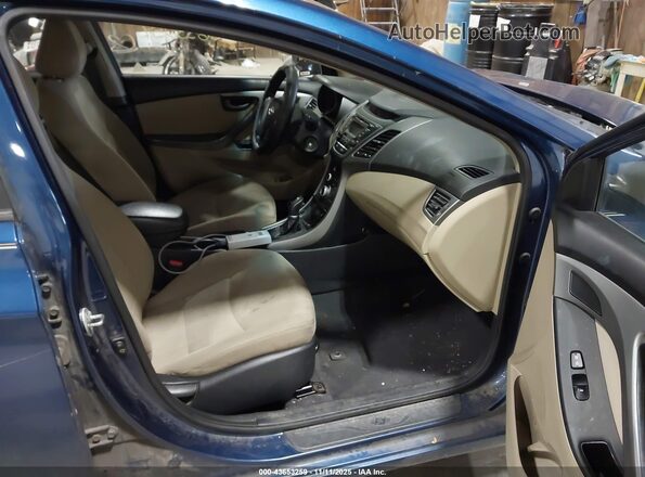 KMHDH4AE9GU643618 2016 HYUNDAI ELANTRA Синий Вид салона спереди