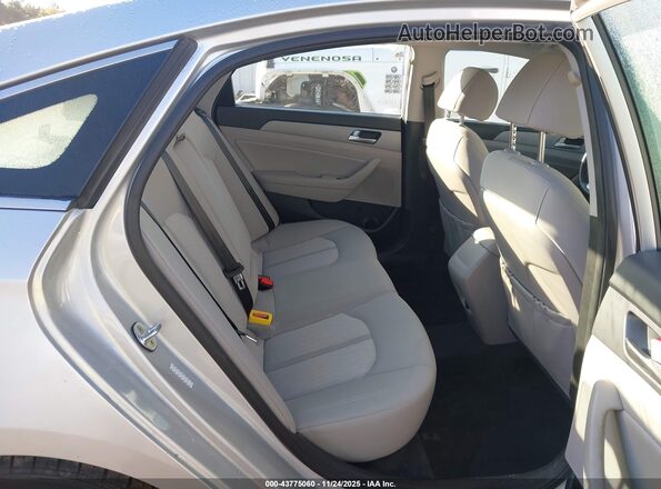 KMHE24L36KA085044 2019 HYUNDAI SONATA HYBRID Silver VIN კოდის სტიკერის ხედი
