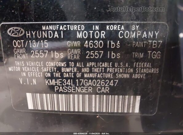 KMHE34L17GA026247 2016 HYUNDAI SONATA HYBRID Black Vista del compartimento del motor