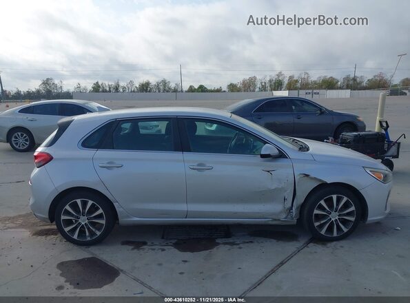 KMHH35LE2KU103376 2019 HYUNDAI ELANTRA GT Silver Rear interior view