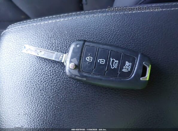 KMHH35LE7KU118410 2019 HYUNDAI ELANTRA GT Blue Dashboard view