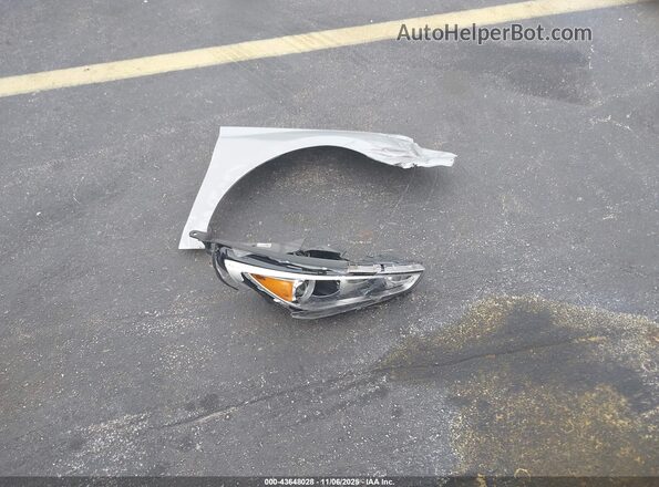 KMHH35LE9LU137851 2020 HYUNDAI ELANTRA GT Silver ხელსაწყოთა პანელის ხედი