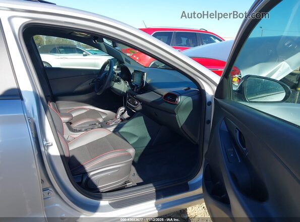 KMHH55LC1LU126819 2020 HYUNDAI ELANTRA GT Silver Front interior view
