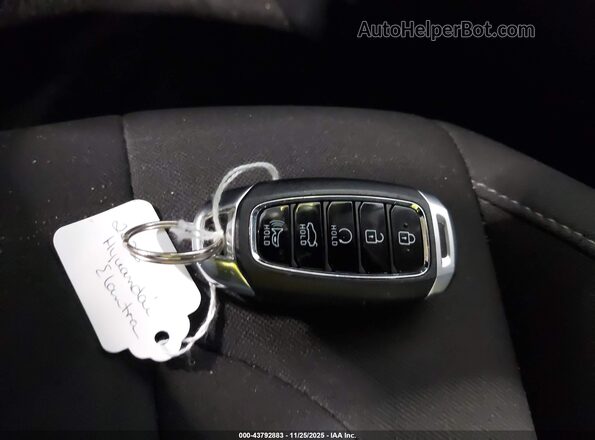 KMHLS4AG1PU428250 2023 HYUNDAI ELANTRA Silver წინა პანელის ხედი