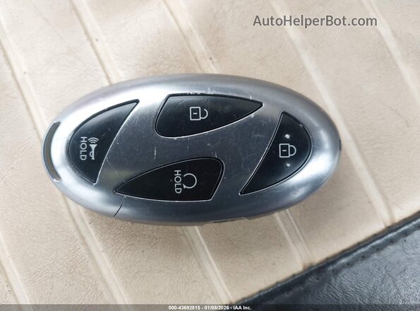KMHLS4DG2SU881149 2025 HYUNDAI ELANTRA Black Vista del salpicadero