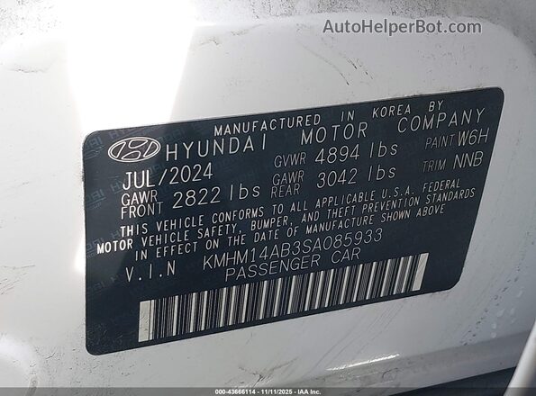 KMHM14AB3SA085933 2025 HYUNDAI IONIQ 6 White Widok komory silnika