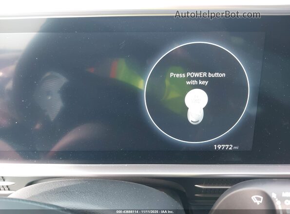 KMHM14AB3SA085933 2025 HYUNDAI IONIQ 6 White Widok wnętrza z tyłu