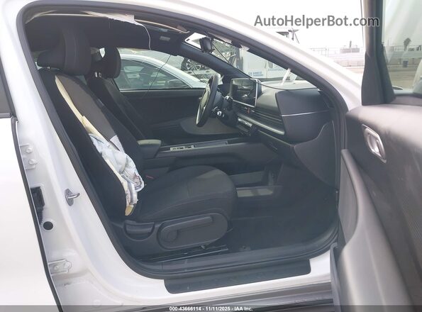 KMHM14AB3SA085933 2025 HYUNDAI IONIQ 6 White Widok wnętrza z przodu