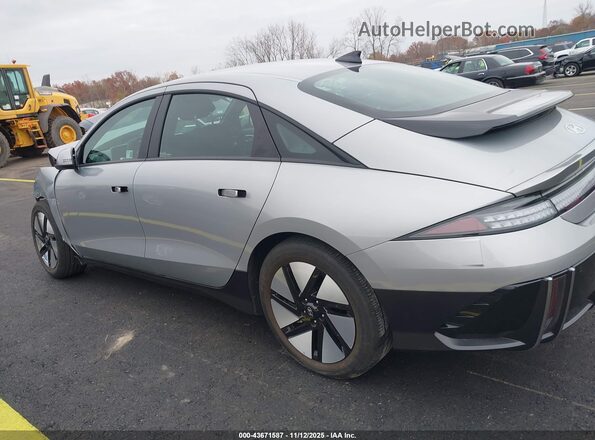 KMHM24AC3SA083881 2025 HYUNDAI IONIQ 6 Gray Vista interior de 360 grados