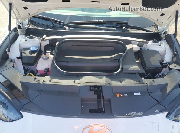 KMHM34AA1SA085902 2025 HYUNDAI IONIQ White Սալոնի հետևի տեսք