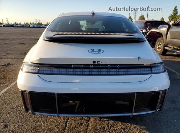 KMHM34AA2SA099310 2025 HYUNDAI IONIQ White Вид ззаду