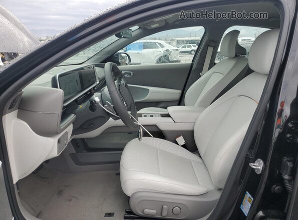 KMHM34AA7SA087864 2025 HYUNDAI IONIQ Black წინა სალონის ხედი