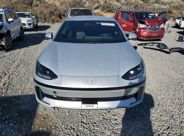 KMHM34AC2PA040590 2023 HYUNDAI IONIQ Silver წინა ხედი