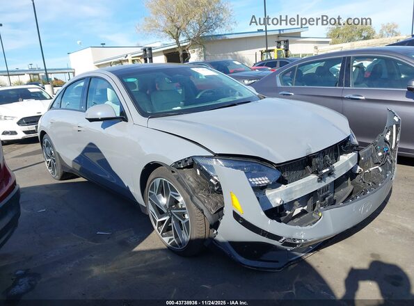 KMHM54AA6SA098283 2025 HYUNDAI IONIQ 6 Pewter 360 interior view