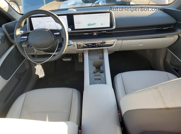 KMHM54AC3SA092670 2025 HYUNDAI IONIQ Blue წინა პანელის ხედი