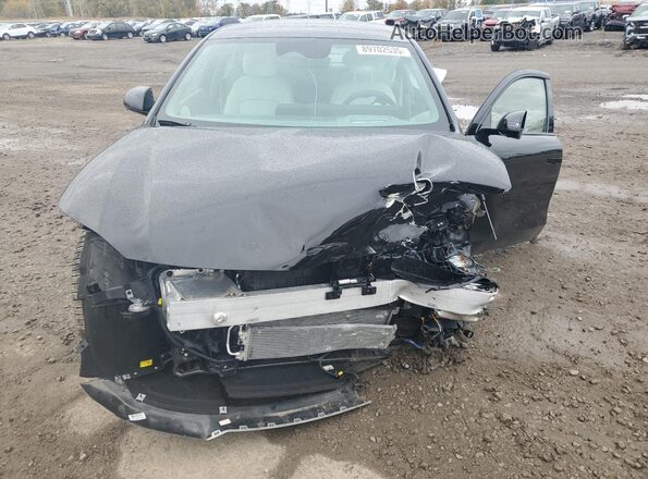 KMHM54AC6SA087110 2025 HYUNDAI IONIQ Black Widok z przodu