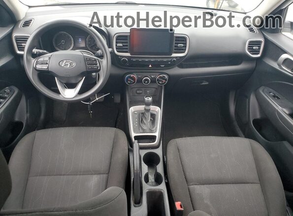 KMHRB8A32MU072269 2021 HYUNDAI VENUE White Widok deski rozdzielczej