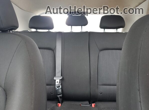 KMHRB8A32MU072269 2021 HYUNDAI VENUE White Widok tylnych siedzeń