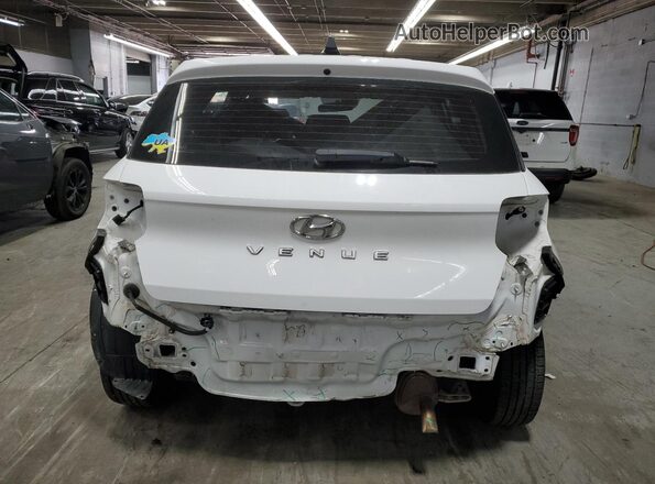 KMHRB8A38LU019848 2020 HYUNDAI VENUE Белый Вид сзади