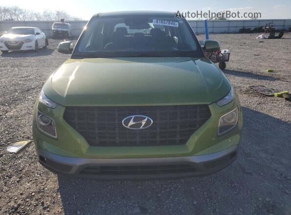 KMHRB8A39MU065769 2021 HYUNDAI VENUE Зеленый Вид спереди