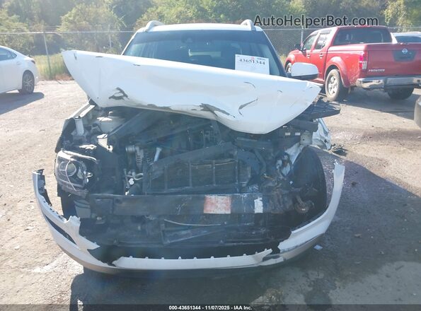 KMHRC8A30LU022367 2020 HYUNDAI VENUE White Вид спереду