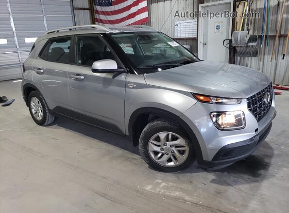 KMHRC8A31LU030588 2020 HYUNDAI VENUE Silver Delantero derecho