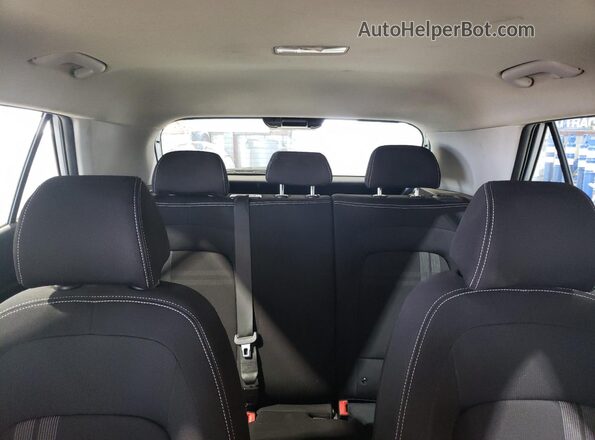 KMHRC8A31LU030588 2020 HYUNDAI VENUE Silver Vista de los asientos traseros