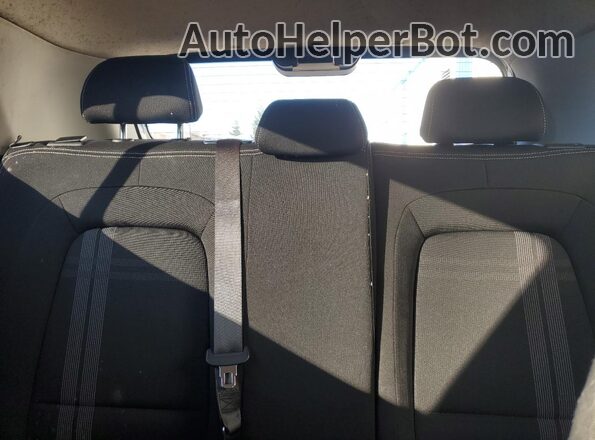KMHRC8A31MU073670 2021 HYUNDAI VENUE Black Vista de los asientos traseros