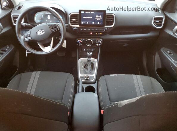 KMHRC8A31PU235642 2023 HYUNDAI VENUE White Widok deski rozdzielczej