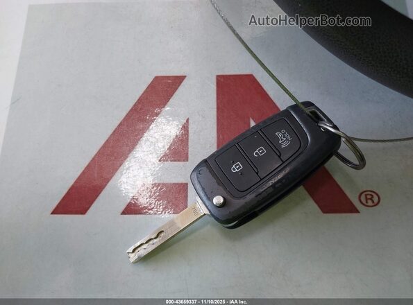 KMHRC8A32LU019941 2020 HYUNDAI VENUE Черный Вид панели приборов