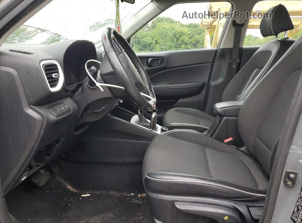 KMHRC8A32NU149348 2022 HYUNDAI VENUE Gray Vista interior delantera