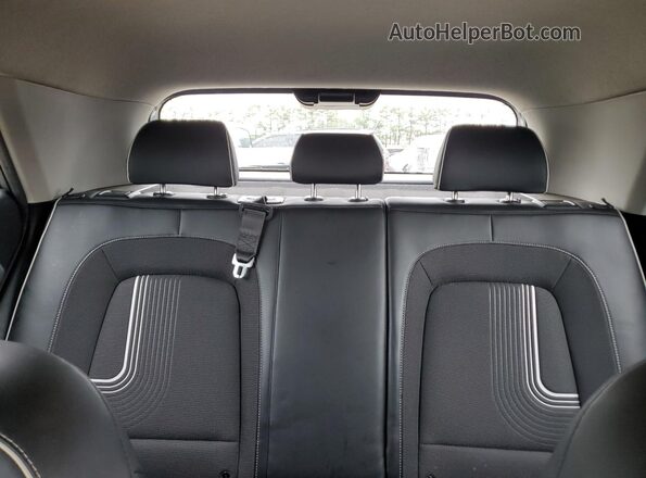 KMHRC8A32NU149348 2022 HYUNDAI VENUE Gray Vista de los asientos traseros