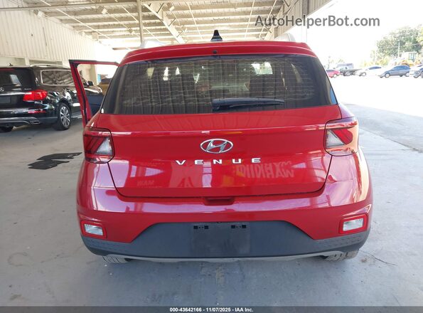 KMHRC8A33NU143266 2022 HYUNDAI VENUE Maroon 