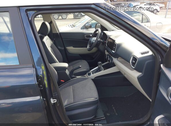KMHRC8A33PU230197 2023 HYUNDAI VENUE Blue Front interior view