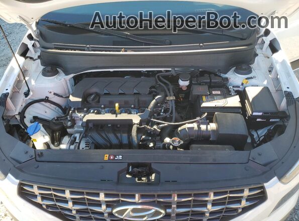 KMHRC8A34RU321000 2024 HYUNDAI VENUE White Շարժիչի բաժամունքի տեսք