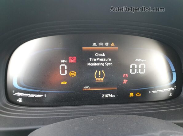 KMHRC8A35RU285236 2024 HYUNDAI VENUE Black Instrument cluster view