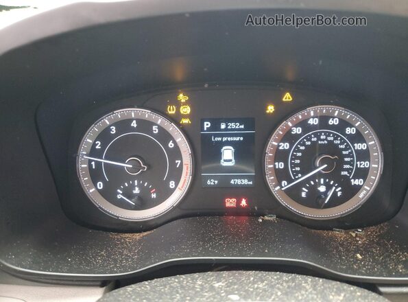 KMHRC8A37LU018560 2020 HYUNDAI VENUE Черный Вид щитка приборов