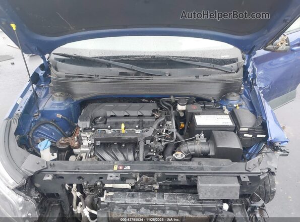 KMHRC8A37LU042745 2020 HYUNDAI VENUE Blue Rear view