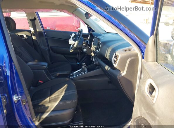 KMHRC8A37MU103089 2021 HYUNDAI VENUE Blue Вид салону спереду