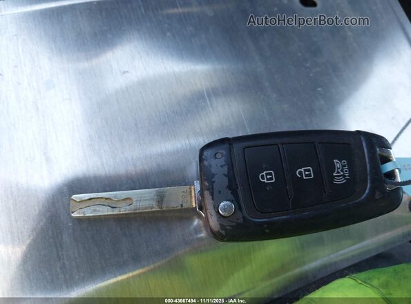KMHRC8A37MU103089 2021 HYUNDAI VENUE Blue Вид панелі приладів