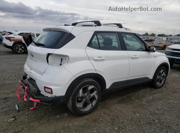 KMHRC8A37RU332864 2024 HYUNDAI VENUE White 