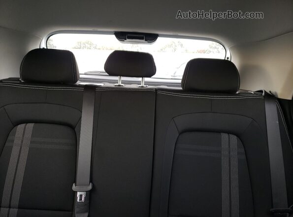 KMHRC8A37RU332864 2024 HYUNDAI VENUE White 