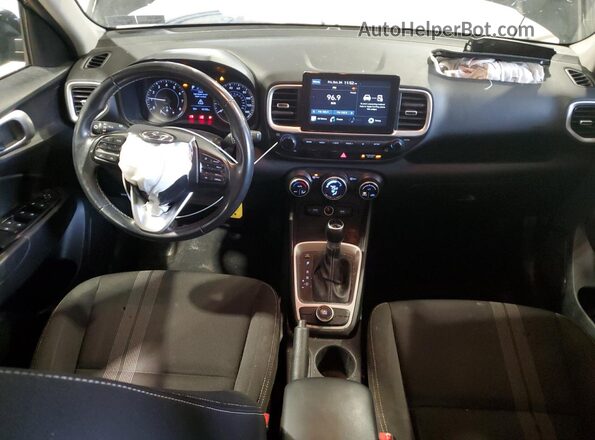 KMHRC8A38NU200254 2022 HYUNDAI VENUE Черный Вид панели приборов