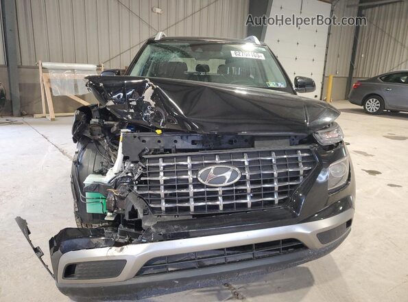 KMHRC8A38NU200254 2022 HYUNDAI VENUE Черный Вид спереди