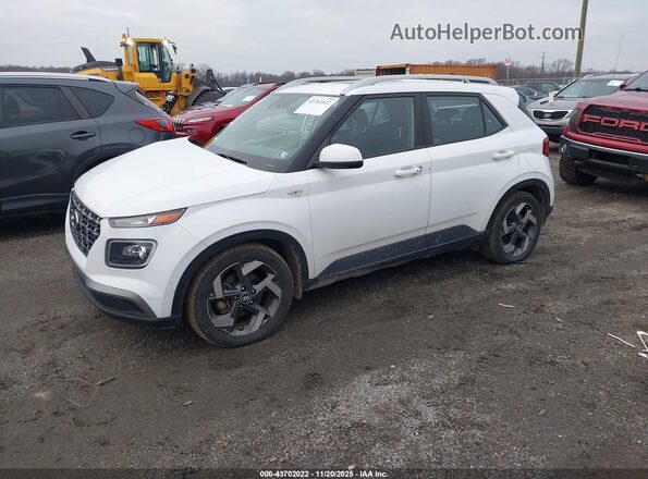 KMHRC8A3XMU093965 2021 HYUNDAI VENUE Белый Передняя левая четверть
