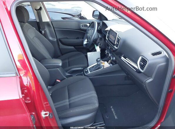 KMHRC8A3XPU213204 2023 HYUNDAI VENUE Red Front interior view