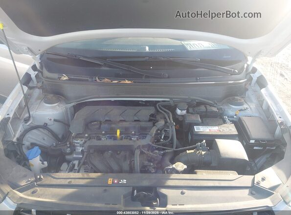 KMHRC8A3XPU253735 2023 HYUNDAI VENUE Silver Widok z tyłu