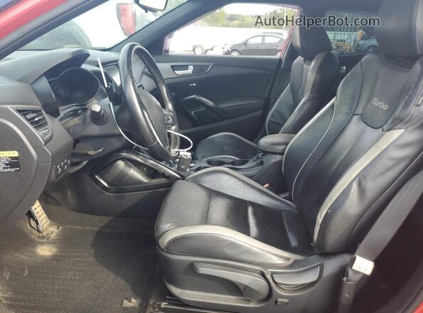 KMHTC6AE7GU256653 2016 HYUNDAI VELOSTER Красный Вид салона спереди