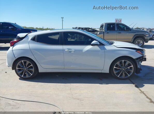 KMHTG6AF7LU024335 2020 HYUNDAI VELOSTER Белый Вид задней части салона