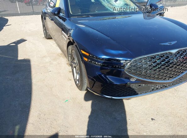 KMTFB4SDXPU027643 2023 GENESIS G90 Navy Вид спереди